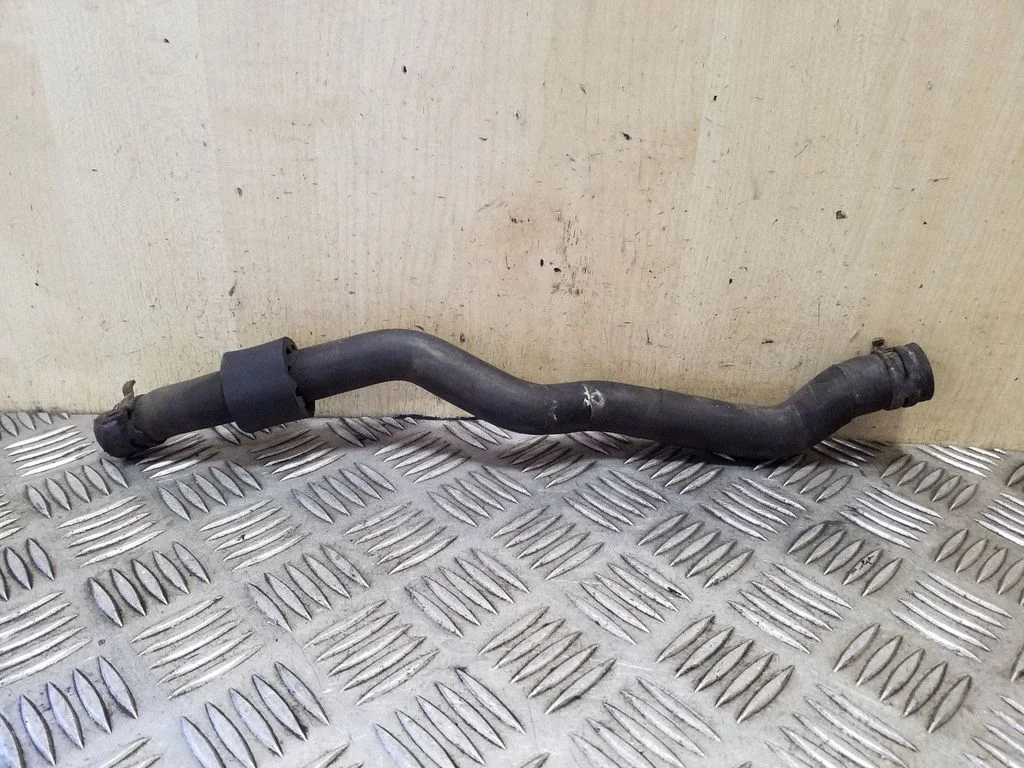 Engine coolant pipe/hose 5Q0122101BL