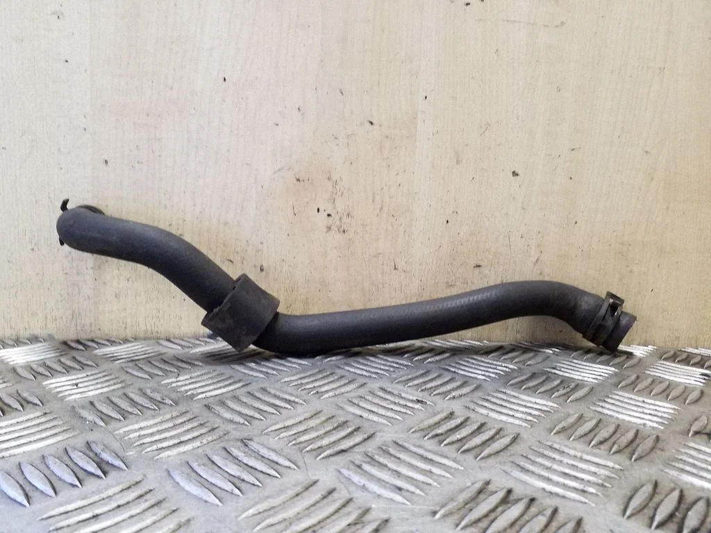 Engine coolant pipe/hose 5Q0121064AR