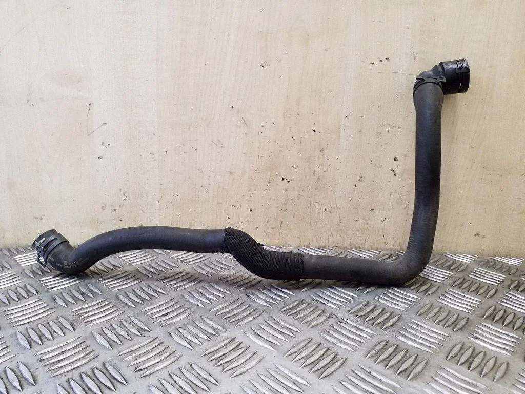 Engine coolant pipe/hose 3AA122157