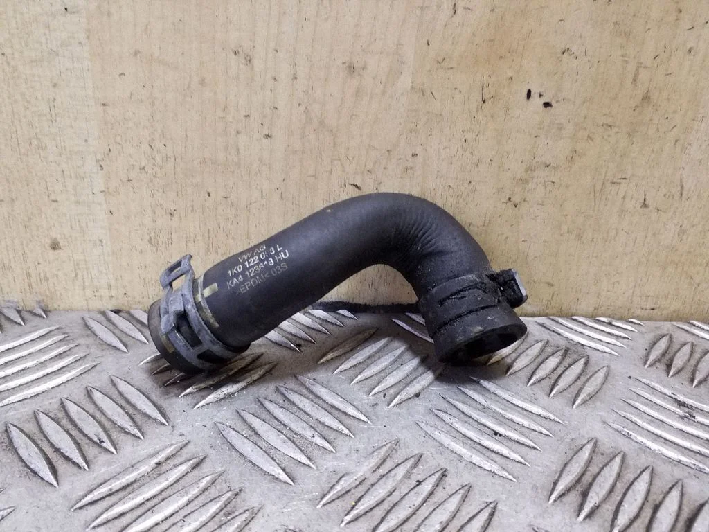 Engine coolant pipe/hose 1K0122058L