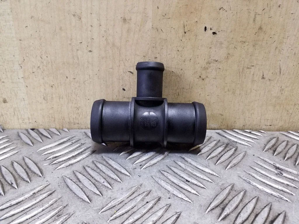 Engine coolant pipe/hose N906929