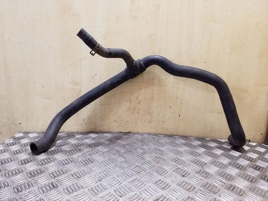 Engine coolant pipe/hose 074121101H