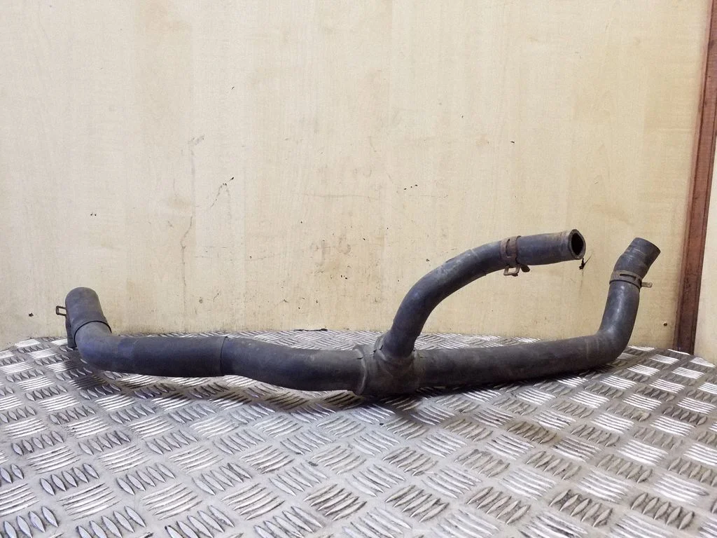 Engine coolant pipe/hose 074121101H