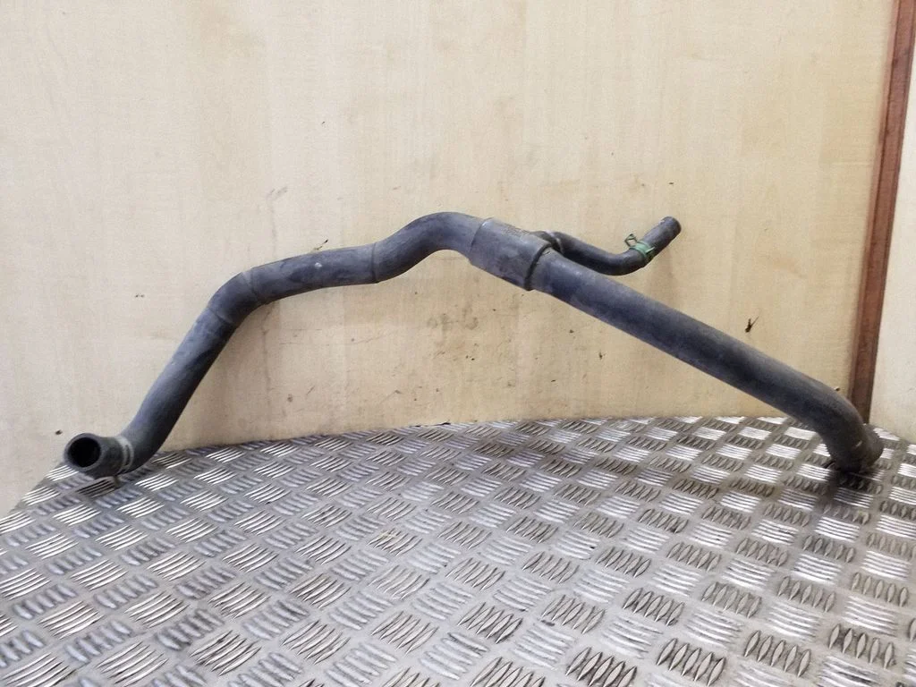 Engine coolant pipe/hose 074121101H