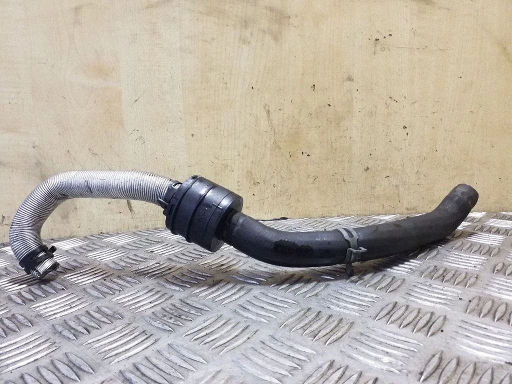 Engine coolant pipe/hose 641269105759