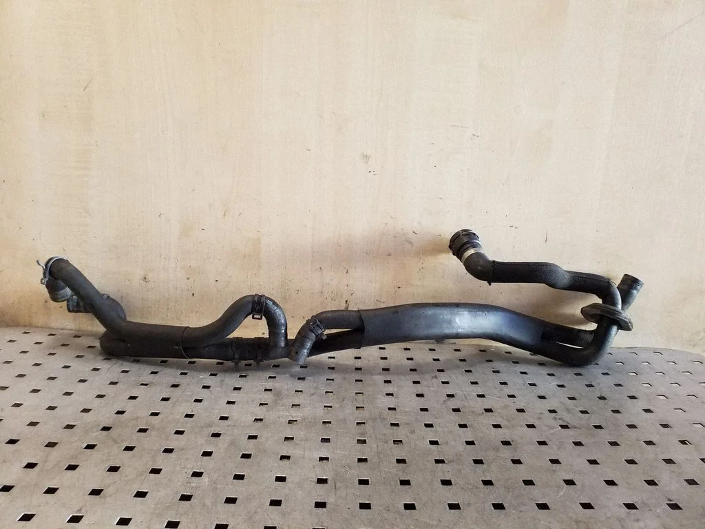Engine coolant pipe/hose 4G0122293B
