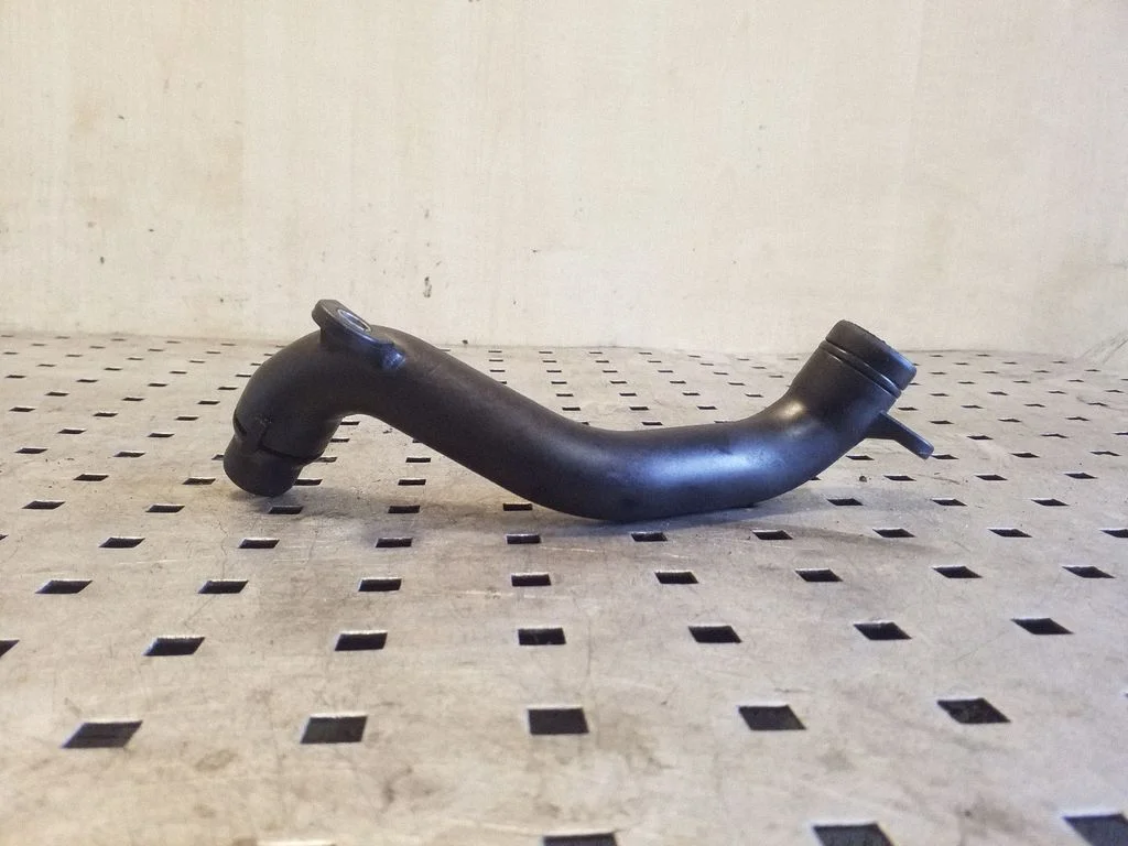Engine coolant pipe/hose 11537800583