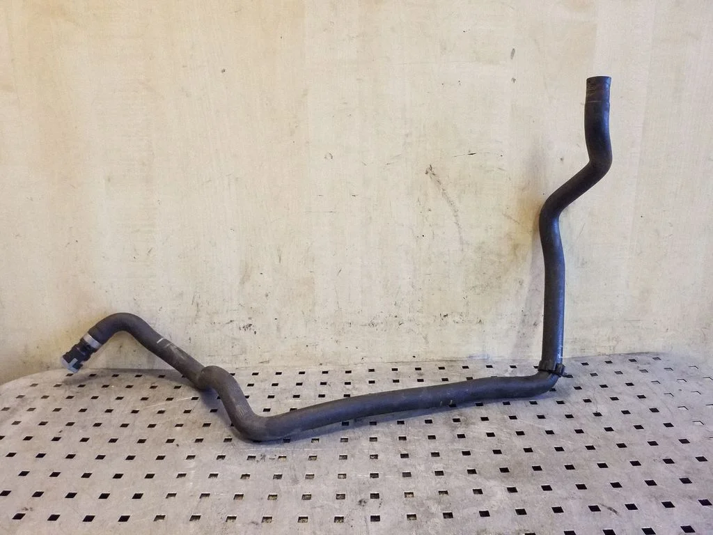 Engine coolant pipe/hose 3M5H8N021CK