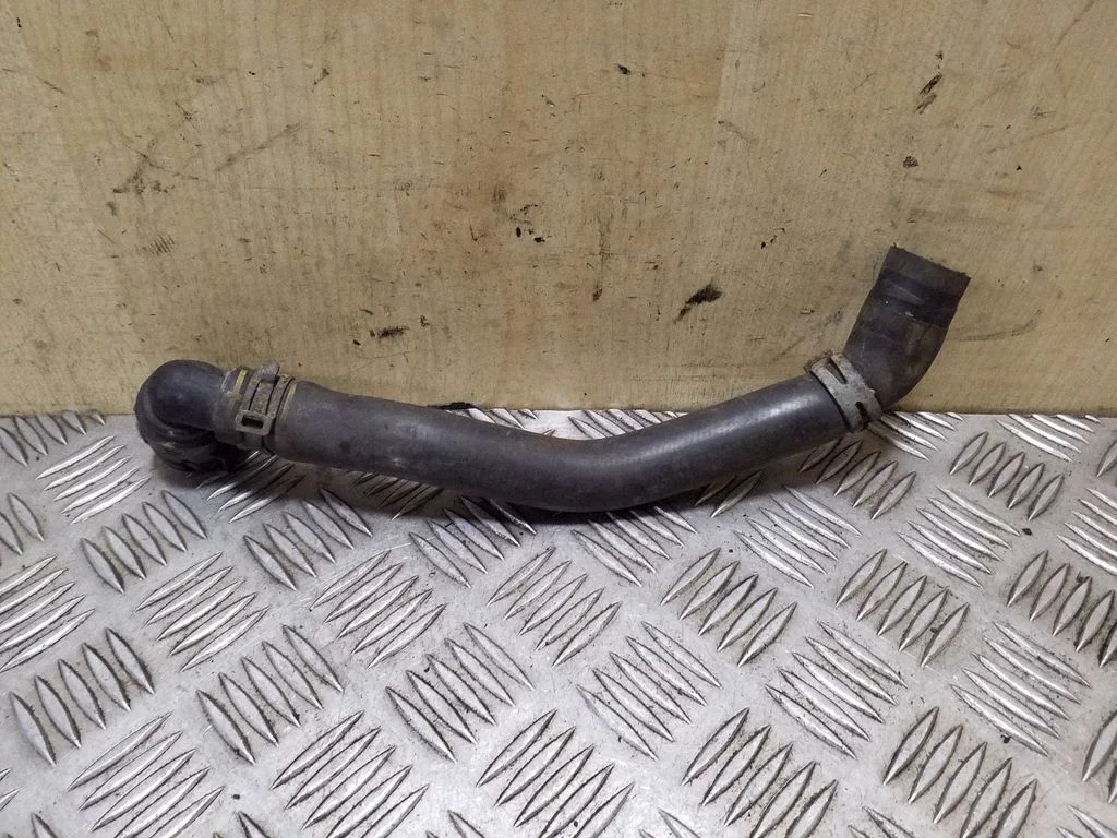 Engine coolant pipe/hose 2K0122157AB