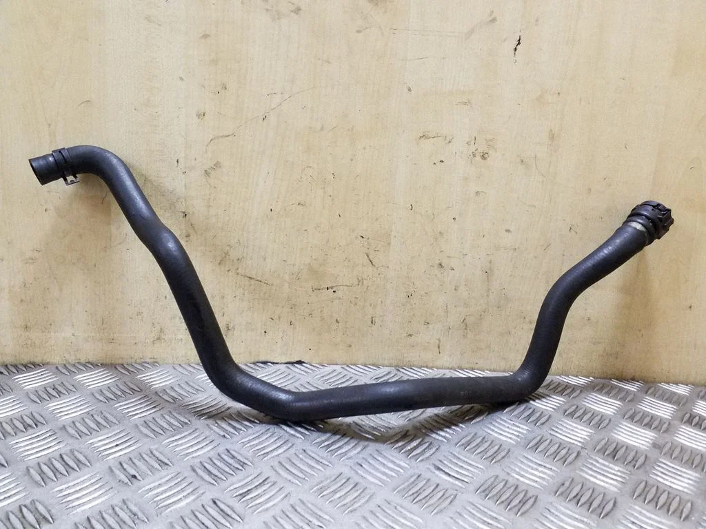 Engine coolant pipe/hose 64216945282