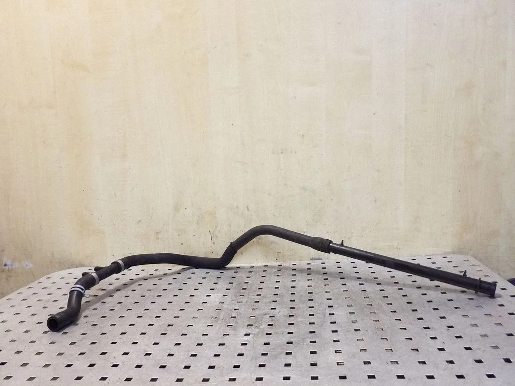Engine coolant pipe/hose A1645061635