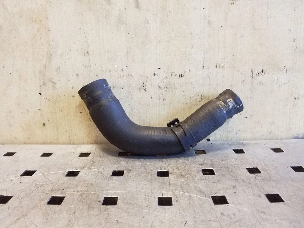 Engine coolant pipe/hose 6H4Q9Y439EB