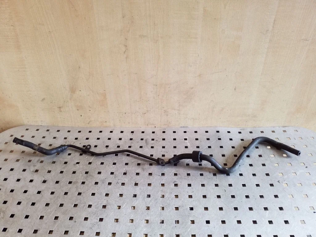 Engine coolant pipe/hose 5N0121070G