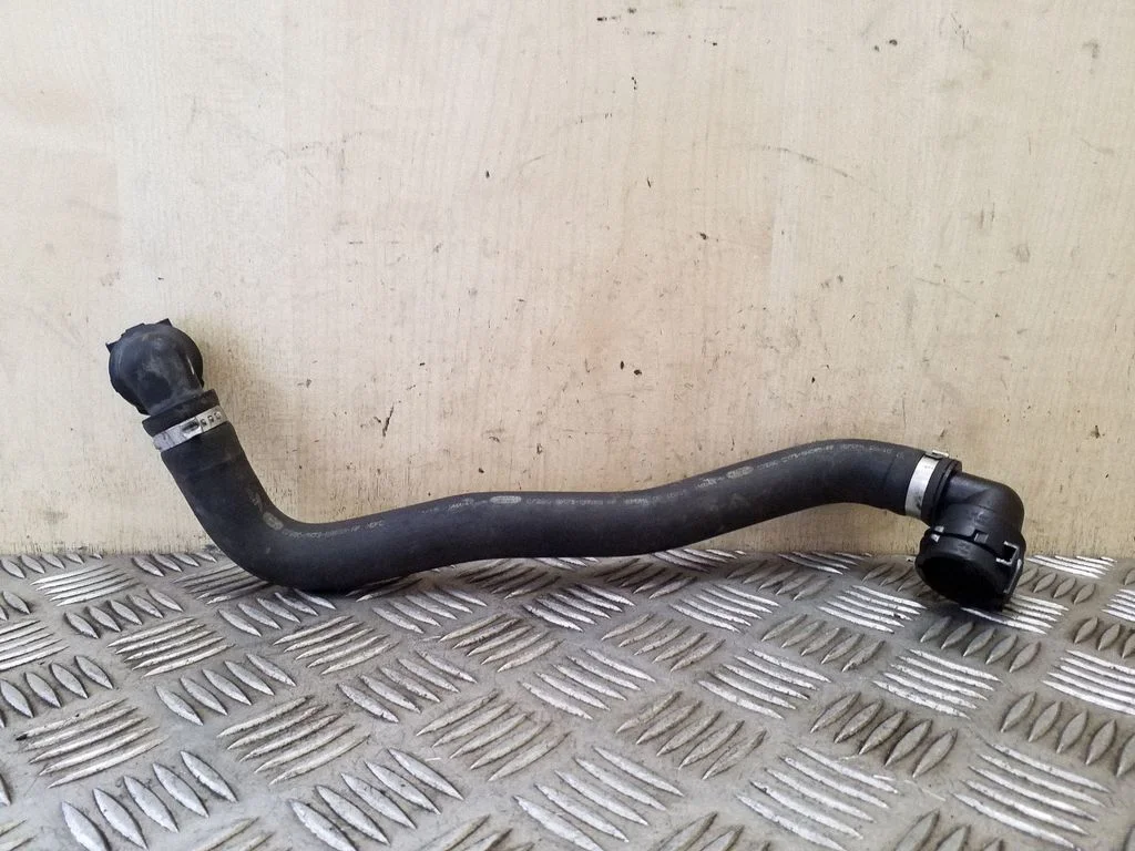 Engine coolant pipe/hose GX738A589AF