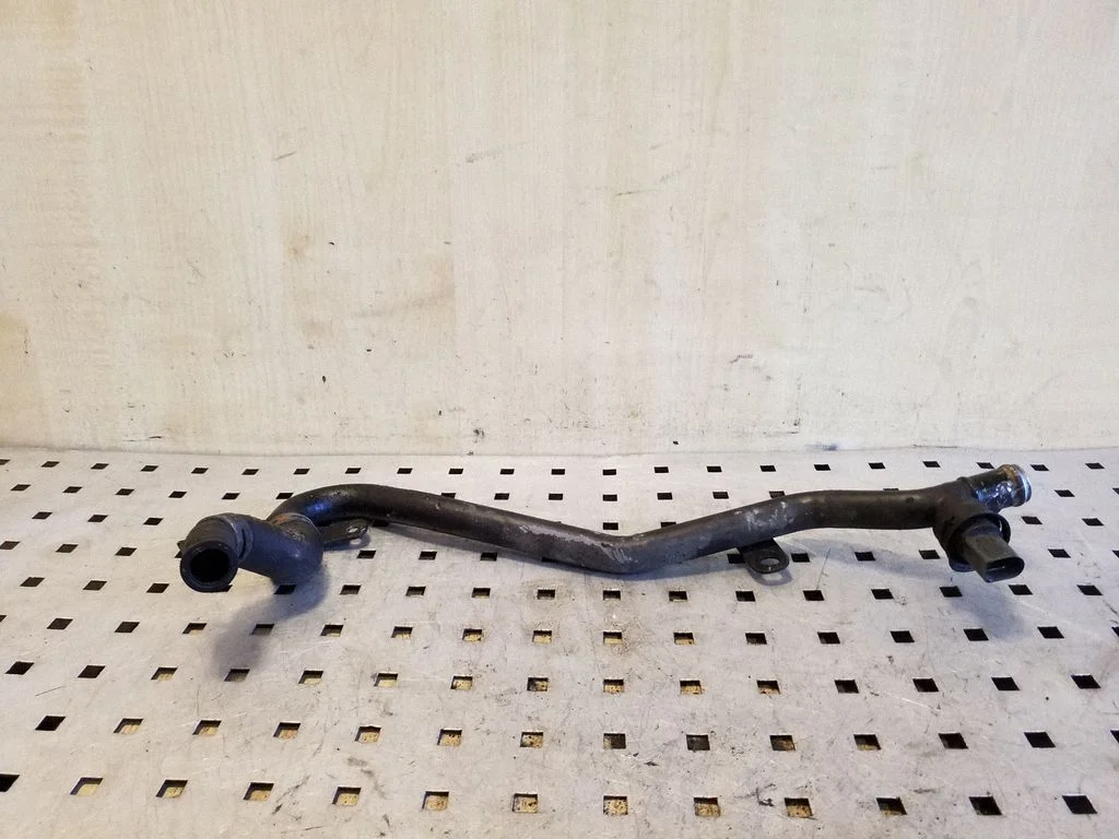 Engine coolant pipe/hose 5N0121065