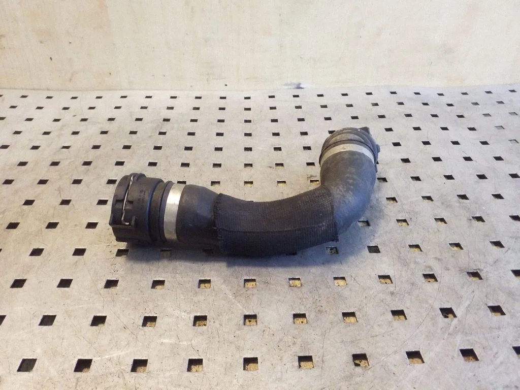 Engine coolant pipe/hose 7790743