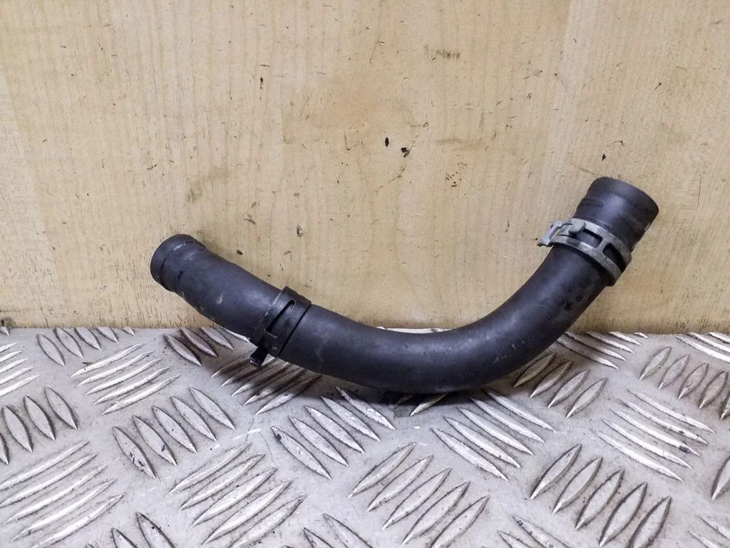 Engine coolant pipe/hose 3C0121058AR