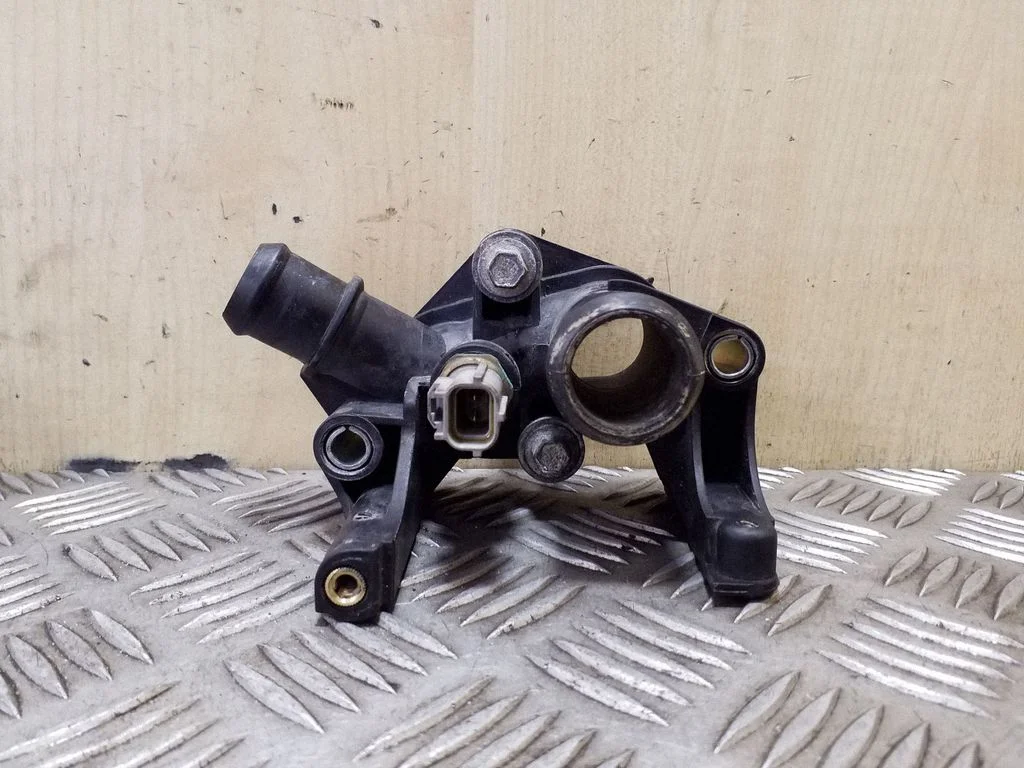 Engine coolant pipe/hose 7M5G8K556AC