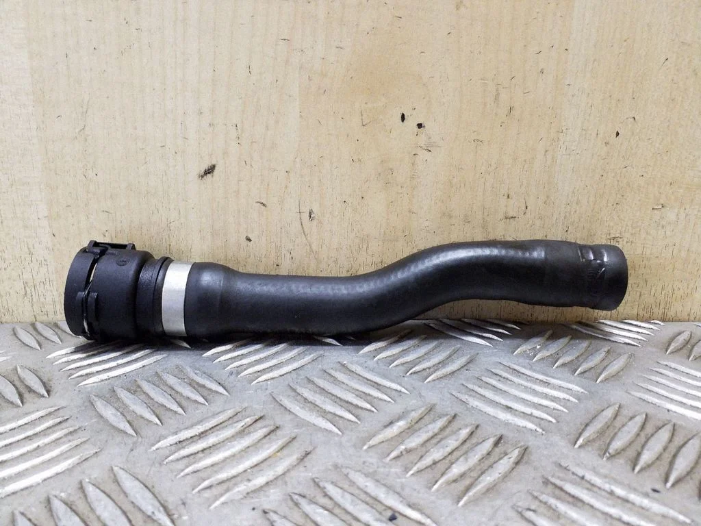 Mootori jahutusvedeliku toru / voolik – BMW X6 E71 (2008-2014)