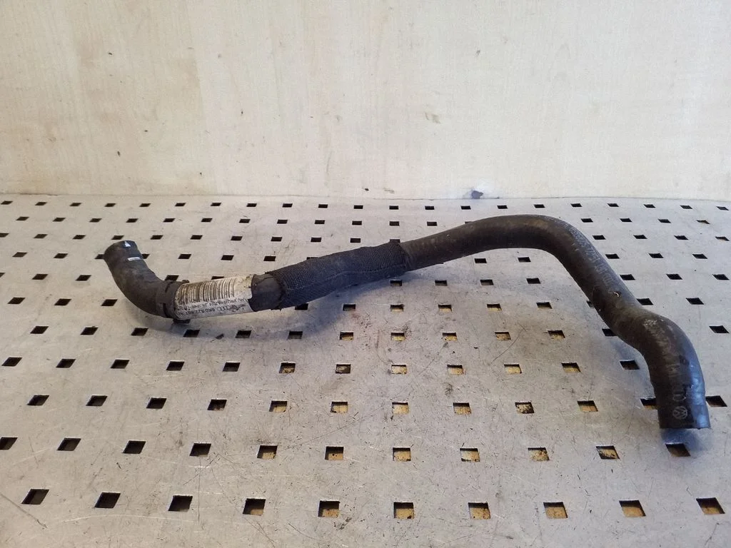 Engine coolant pipe/hose 8K0422887AH