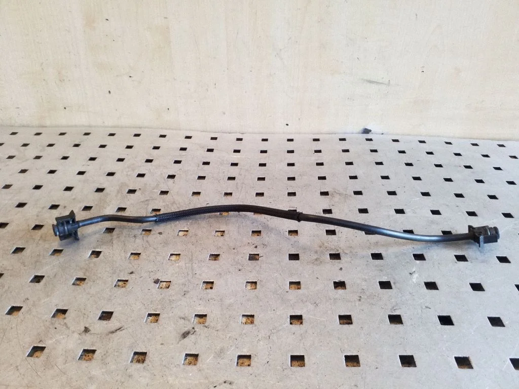 Engine coolant pipe/hose – Volvo XC60 (2009-2013)