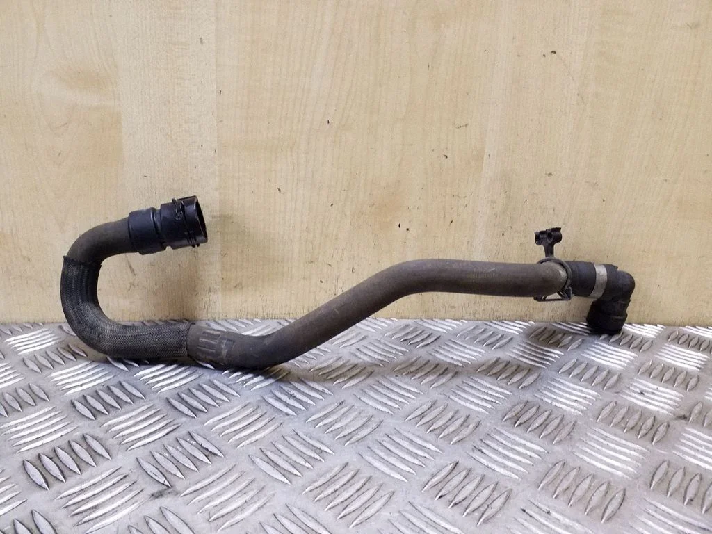 Engine coolant pipe/hose 6G918B160RF