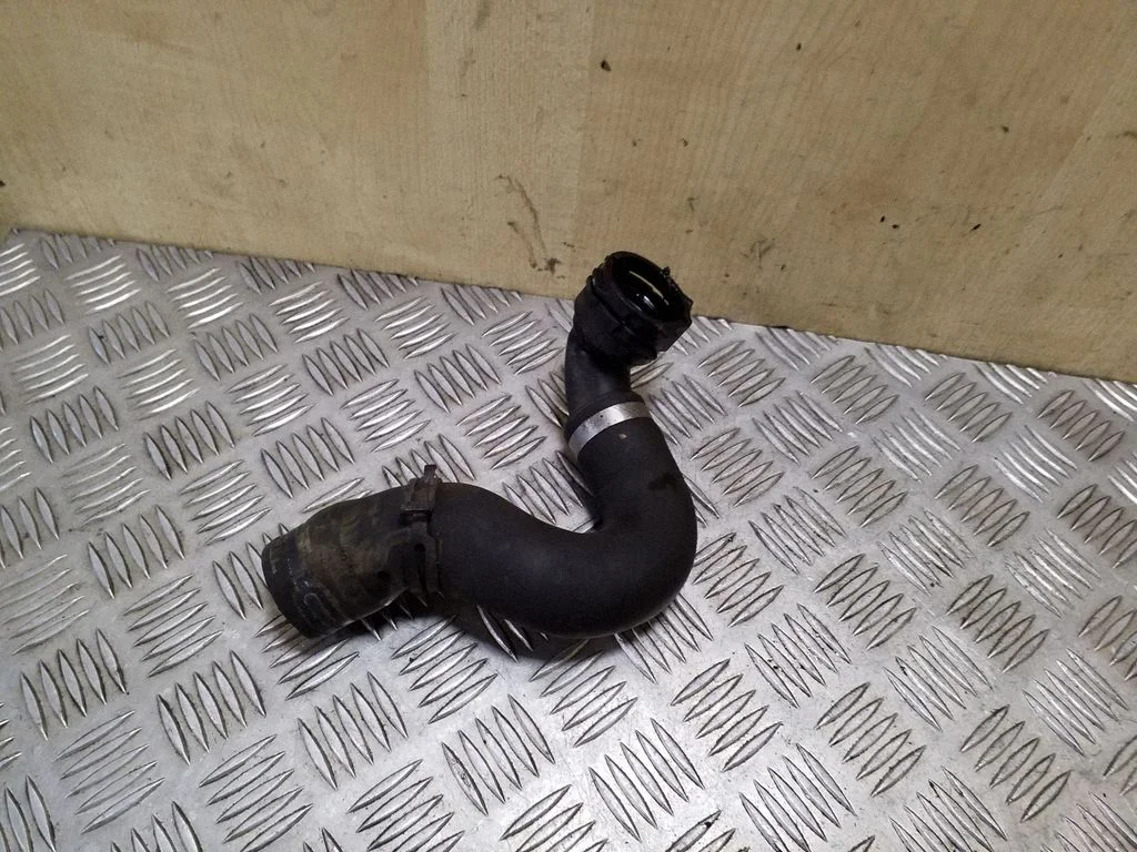 Engine coolant pipe/hose 4G0122101G