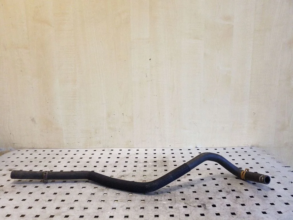 Engine coolant pipe/hose – Renault Trafic II (X83) (2001-2014)