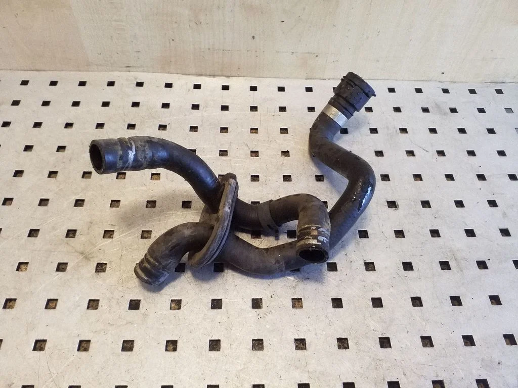 Engine coolant pipe/hose – Audi A5 Sportback 8TA (2009-2016)