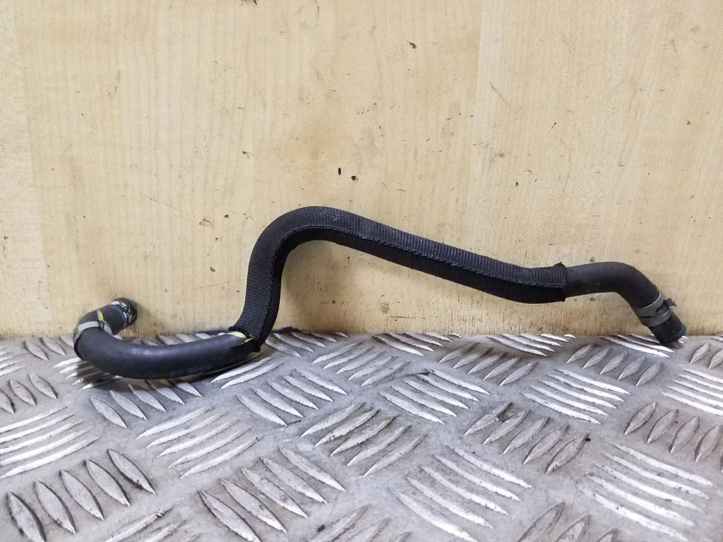 Engine coolant pipe/hose A6512000158
