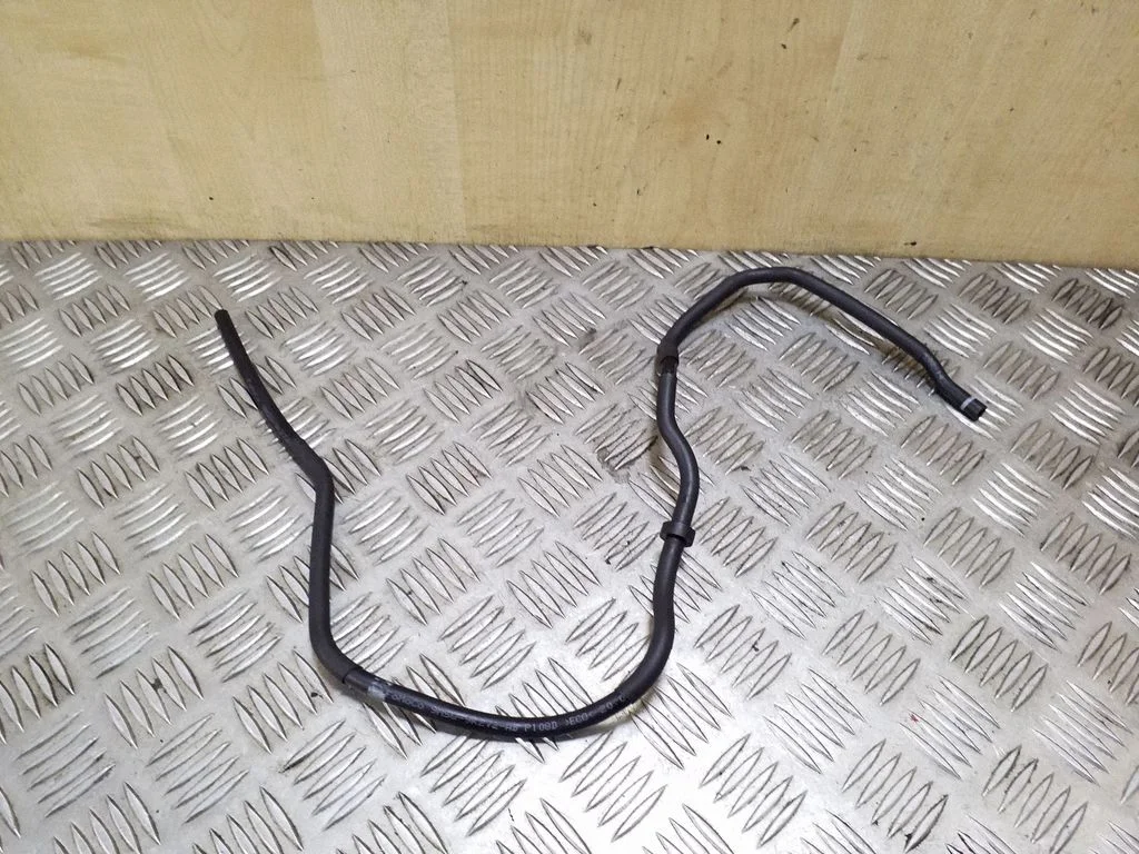 Engine coolant pipe/hose 9M5Q9K272AB
