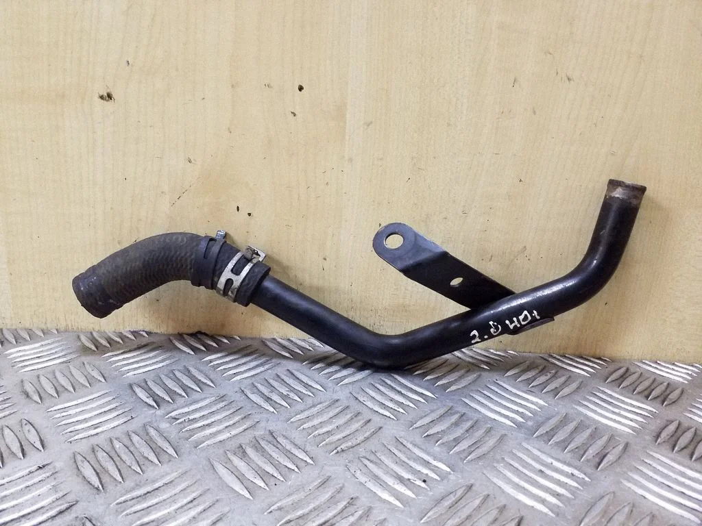 Engine coolant pipe/hose