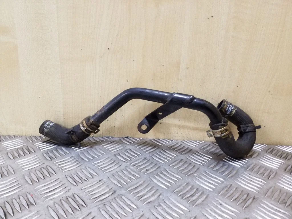 Engine coolant pipe/hose