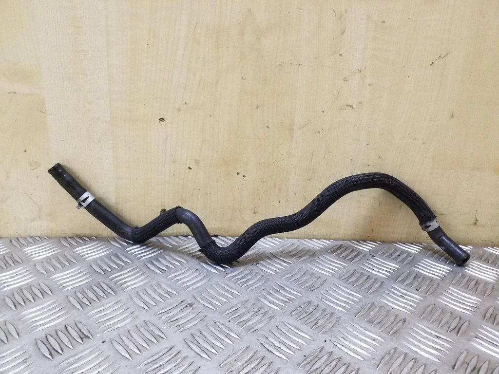 Engine coolant pipe/hose – Toyota Auris E180 (2012-2018)