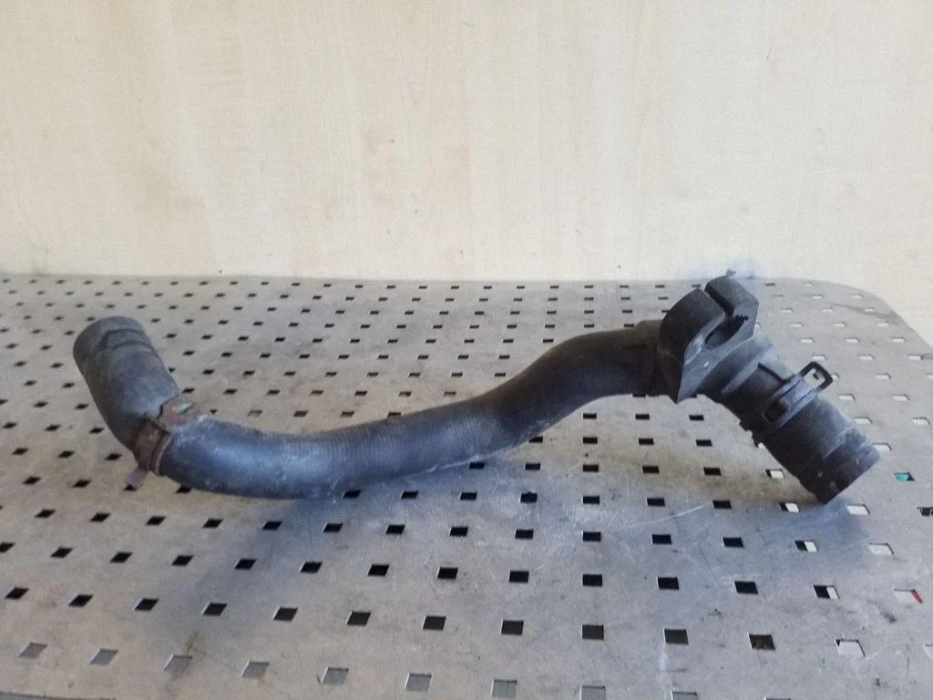 Engine coolant pipe/hose – Renault Kangoo I (1997-2003)