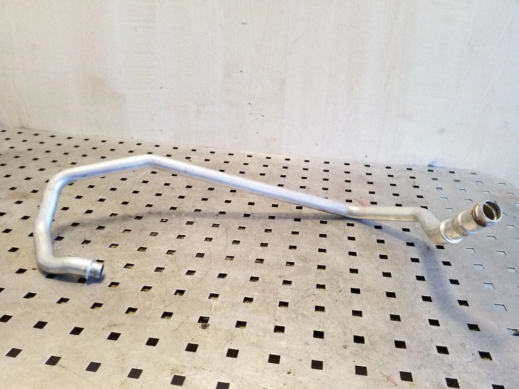 Przewody układu chłodzenia silnika T1024963L