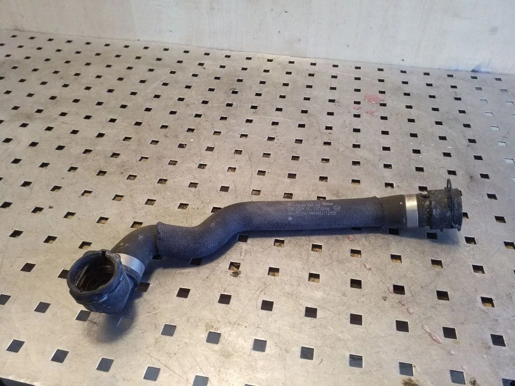 Engine coolant pipe/hose – Mercedes-Benz C-Class W205 (2014-2021)