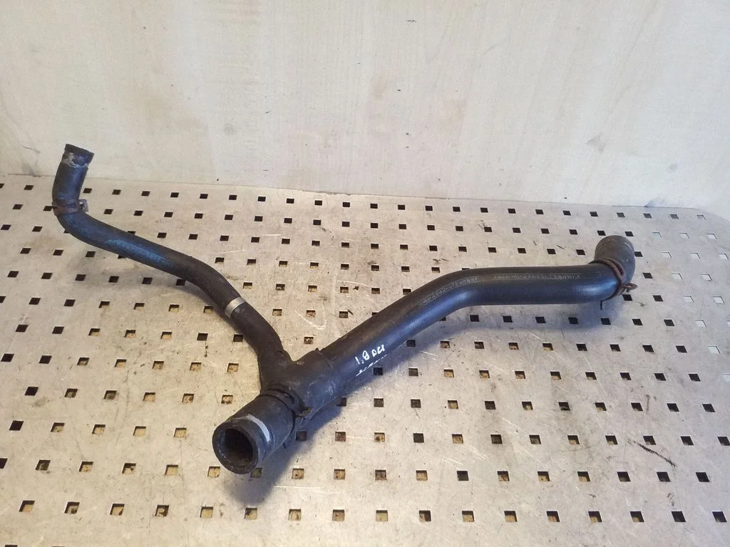 Engine coolant pipe/hose – Renault Scenic I (1996-2003)