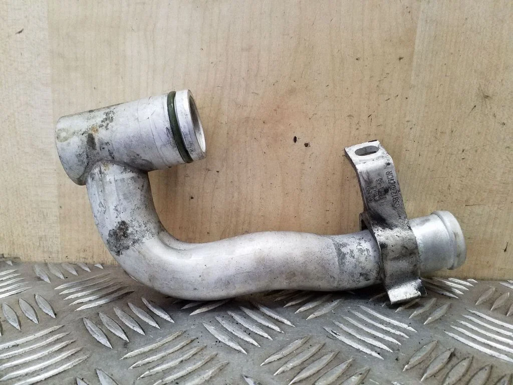 Engine coolant pipe/hose 059121071CR – Audi A8 S8 D4 4H (2010-2016)