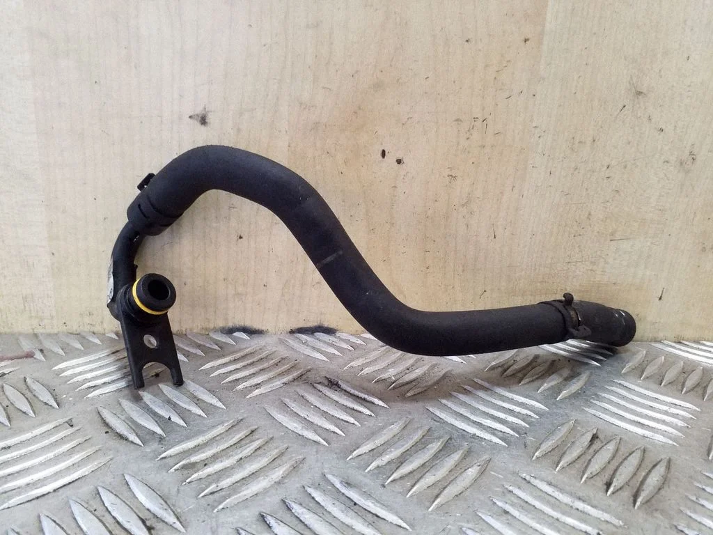Engine coolant pipe/hose 059121131Q – Audi A8 S8 D4 4H (2010-2016)