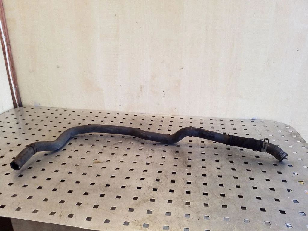 Engine coolant pipe/hose PCH503260