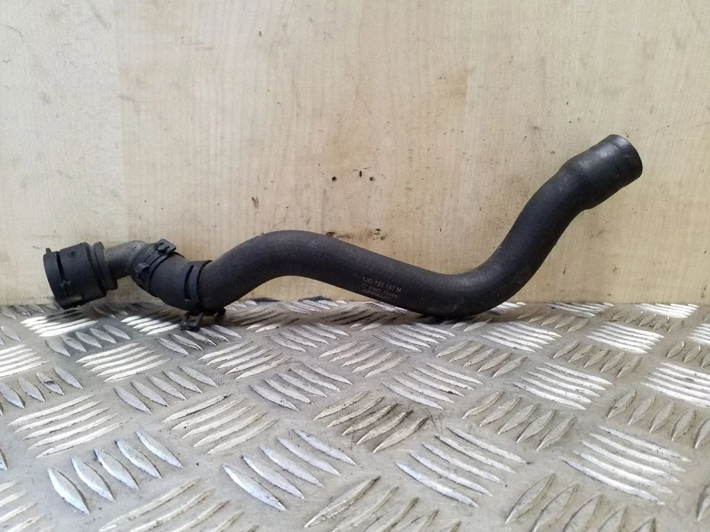 Engine coolant pipe/hose 1J0122157M