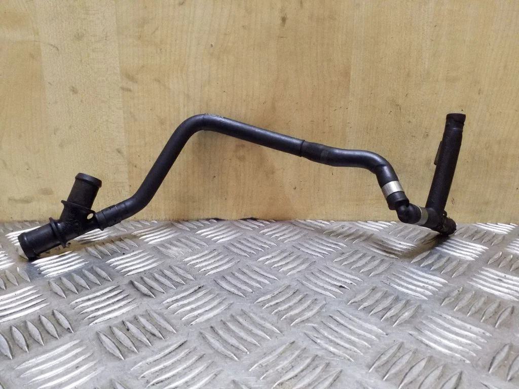 Engine coolant pipe/hose 7P5121058
