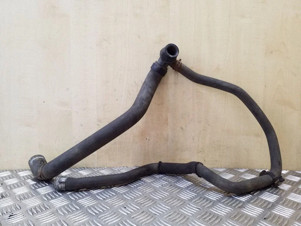 Engine coolant pipe/hose – Citroen C5 (2001-2004)