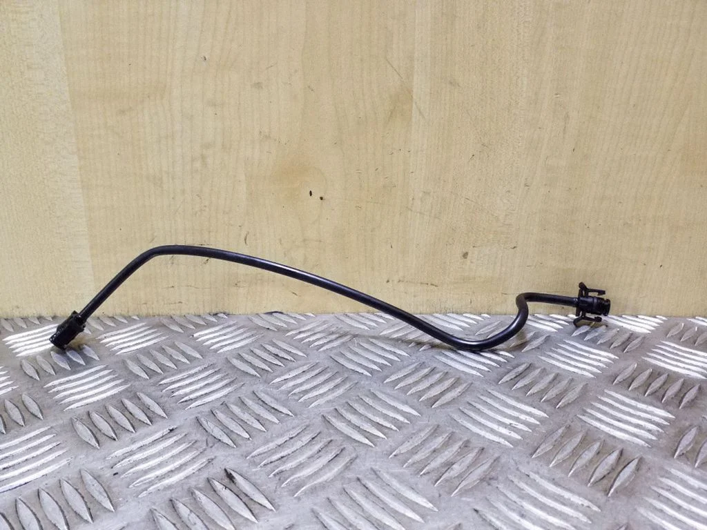 Motora dzesēšanas caurule (-es)/šļūtene (-es) 6G918C012TB