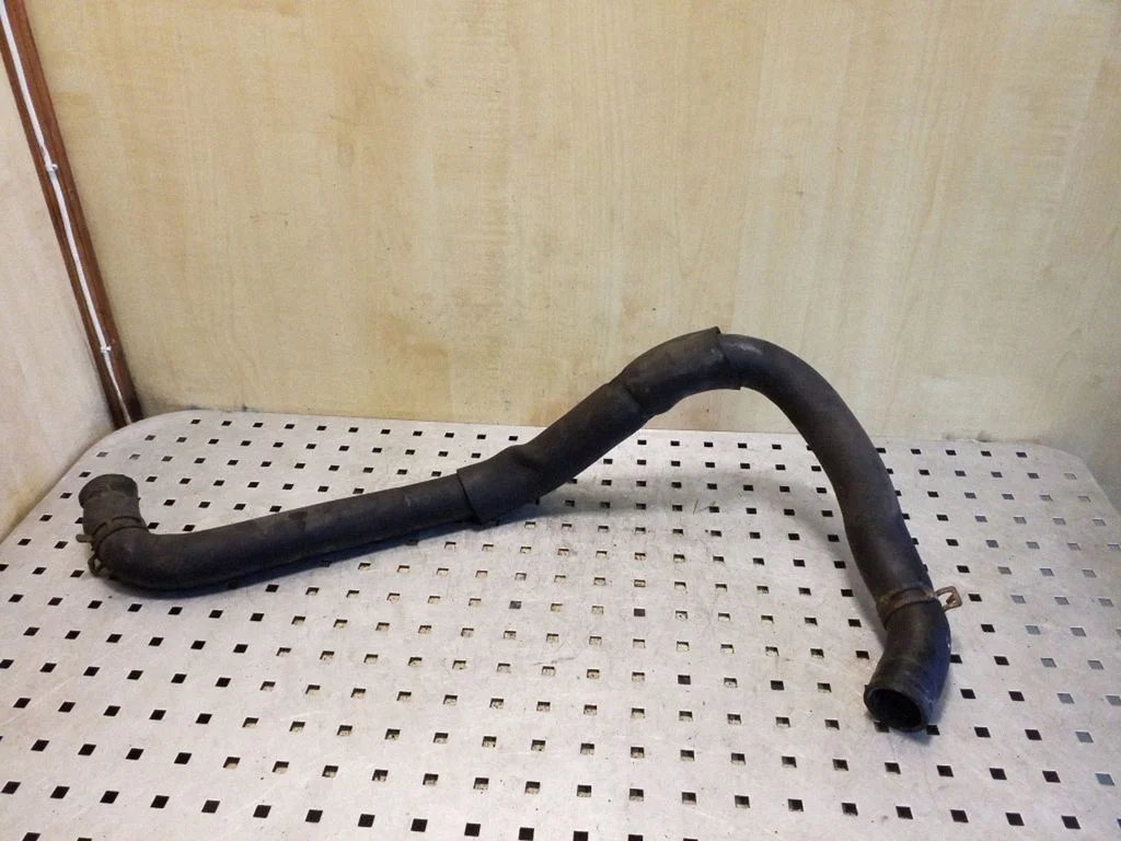 Engine coolant pipe/hose 254112Y000