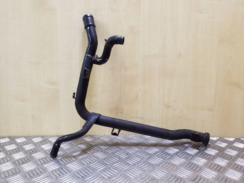 Engine coolant pipe/hose 256412A100