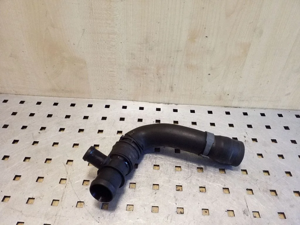Engine coolant pipe/hose 3AA122051A