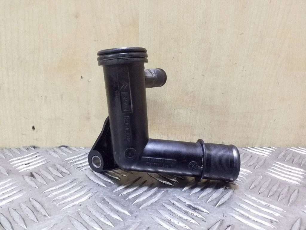 Engine coolant pipe/hose 9684589080 – Ford Focus (2010-2017)