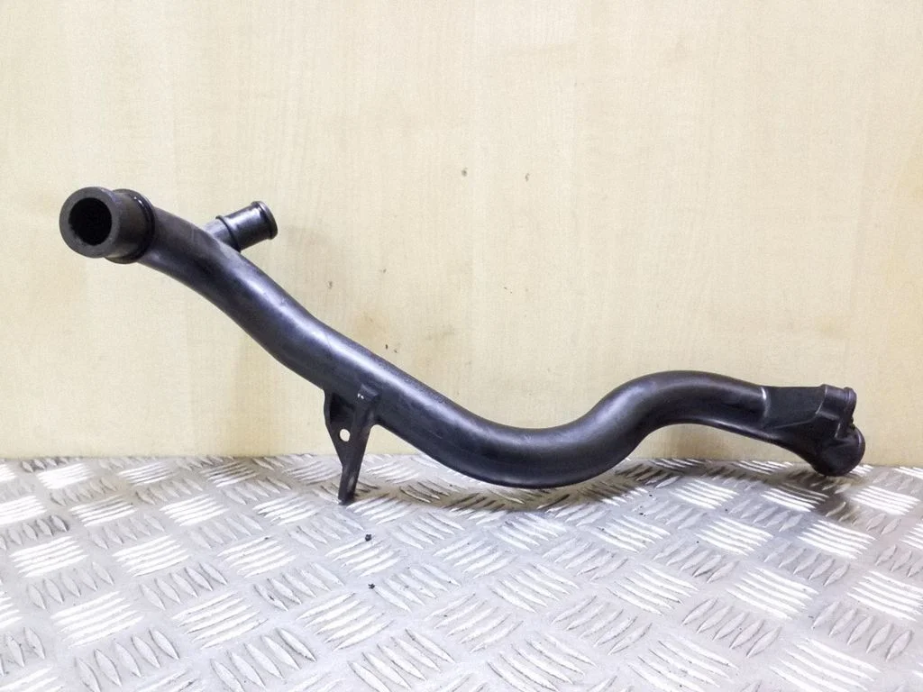 Engine coolant pipe/hose 03L121071C
